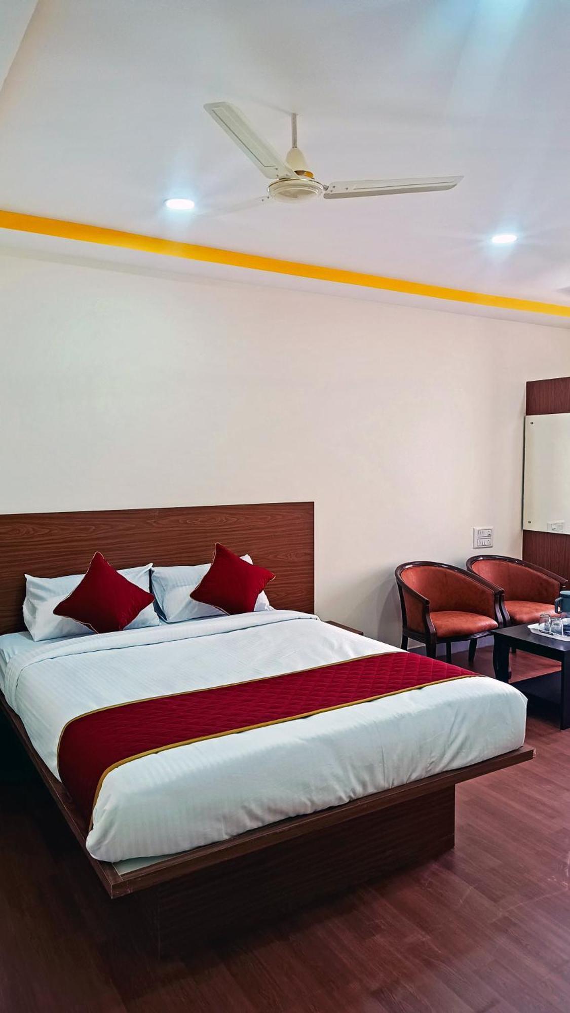Hotel Shiva'S Inn Bangalore Buitenkant foto